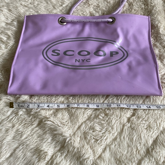 SCOOP NYC patent branded large vinyl shopper tote bag shopping rope handle strao - Picture 2 of 5